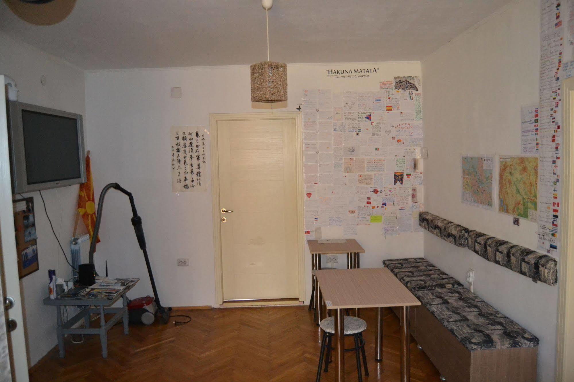Hostel Valentin 2 Skopje Exteriör bild