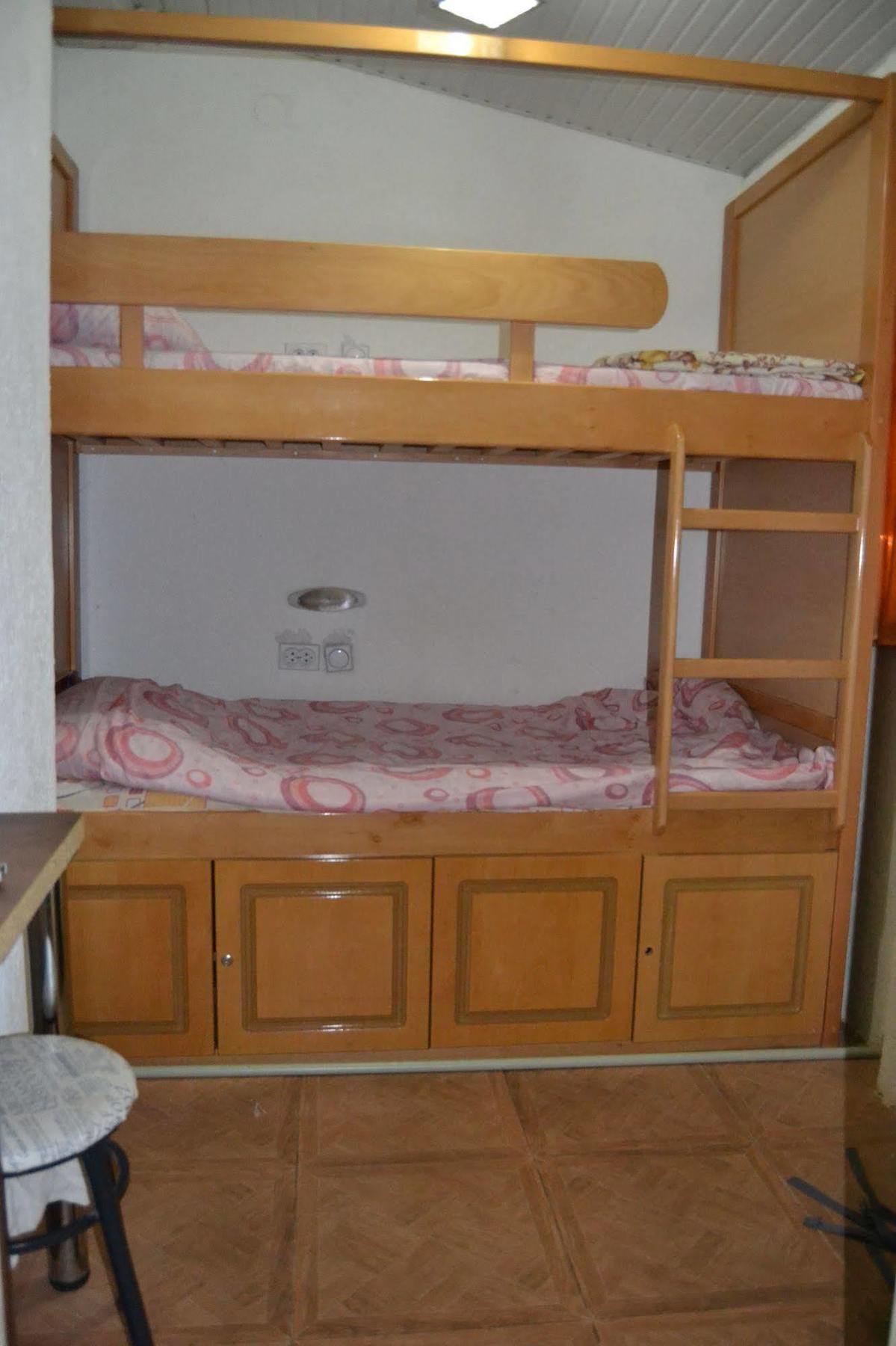 Hostel Valentin 2 Skopje Exteriör bild